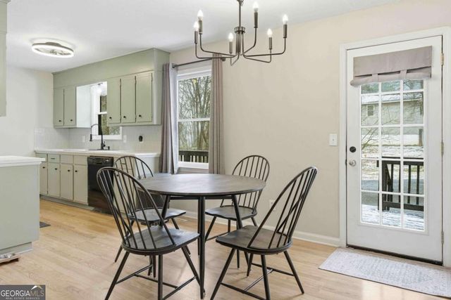 25 Vaughn SPUR NE, Cartersville, GA 30121