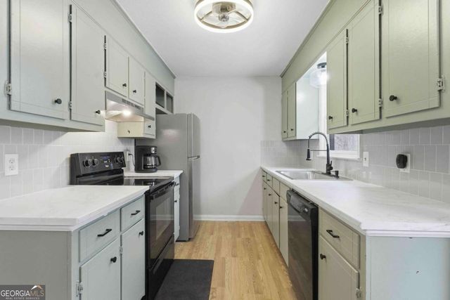 25 Vaughn SPUR NE, Cartersville, GA 30121