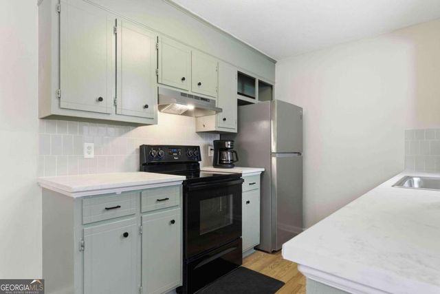 25 Vaughn SPUR NE, Cartersville, GA 30121