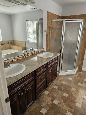 8548 Brisenbourg Way, Antelope, CA 95843