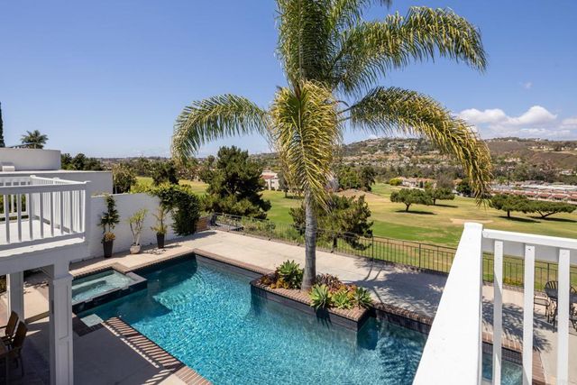 2738 La Costa Avenue, Carlsbad, CA 92009