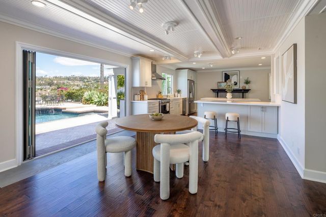 2738 La Costa Avenue, Carlsbad, CA 92009