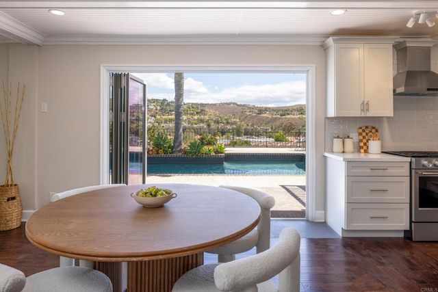 2738 La Costa Avenue, Carlsbad, CA 92009