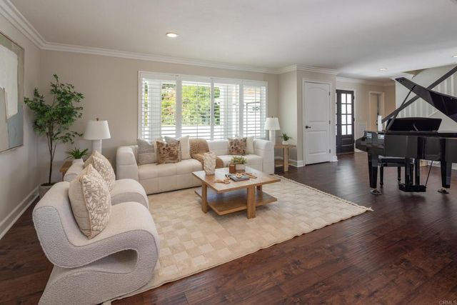 2738 La Costa Avenue, Carlsbad, CA 92009