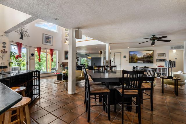 5001 JUSTIN Drive NW, Albuquerque, NM 87114