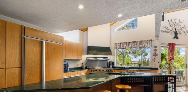 5001 JUSTIN Drive NW, Albuquerque, NM 87114