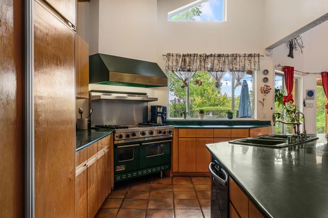 5001 JUSTIN Drive NW, Albuquerque, NM 87114