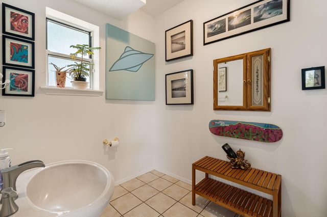 5001 JUSTIN Drive NW, Albuquerque, NM 87114