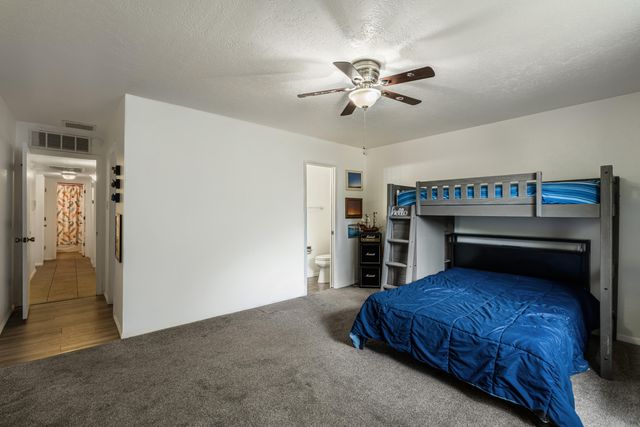 5001 JUSTIN Drive NW, Albuquerque, NM 87114