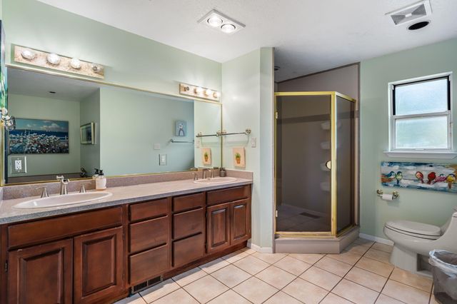 5001 JUSTIN Drive NW, Albuquerque, NM 87114
