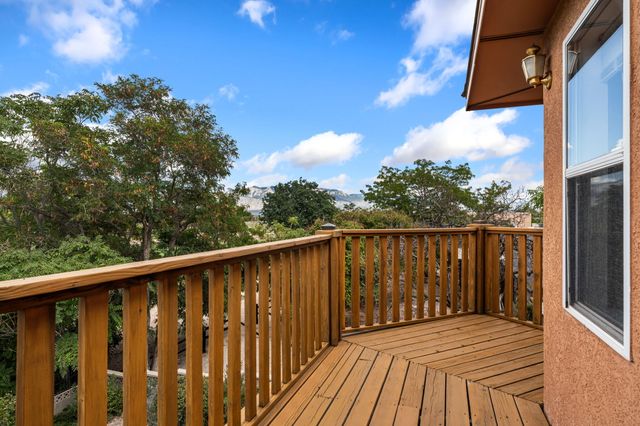 5001 JUSTIN Drive NW, Albuquerque, NM 87114