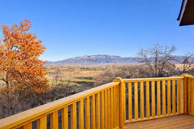 5001 JUSTIN Drive NW, Albuquerque, NM 87114