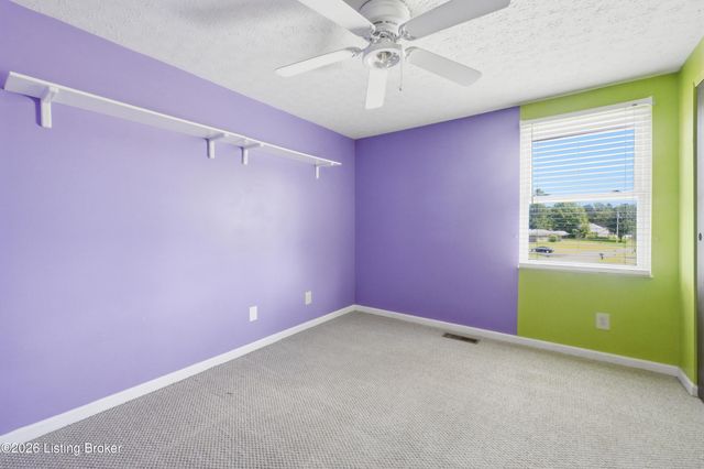 277 Fortney Ln, Mt Washington, KY 40047