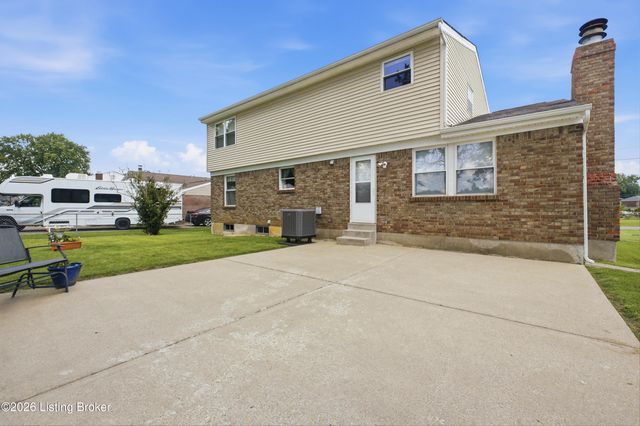 277 Fortney Ln, Mt Washington, KY 40047