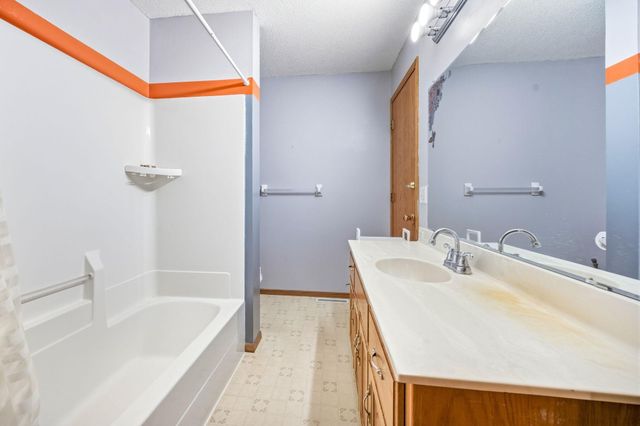 12343 Zealand Avenue N, Champlin, MN 55316