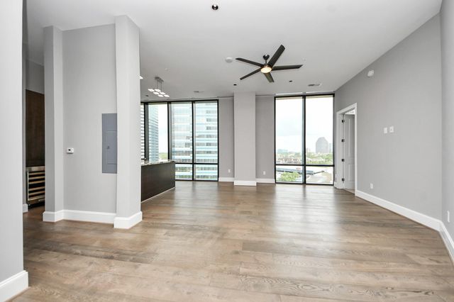 1409 Post Oak Boulevard 803, Houston, TX 77056