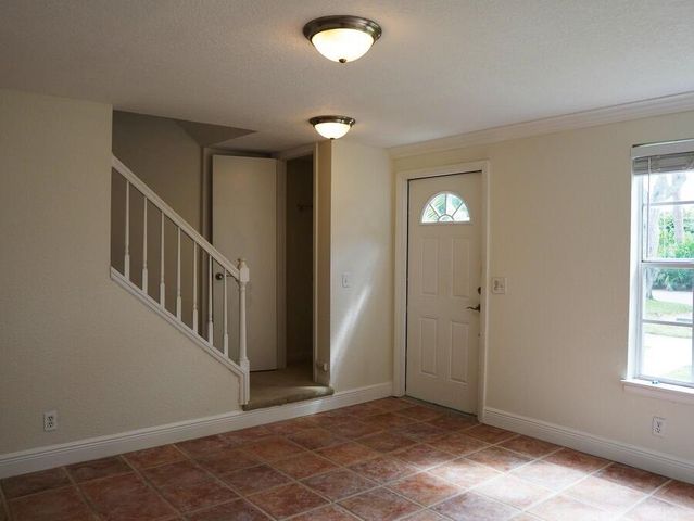 209 Georgian Park Drive, Jupiter, FL 33458