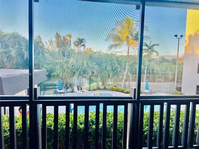 1021 Mockingbird Lane 215, Plantation, FL 33324