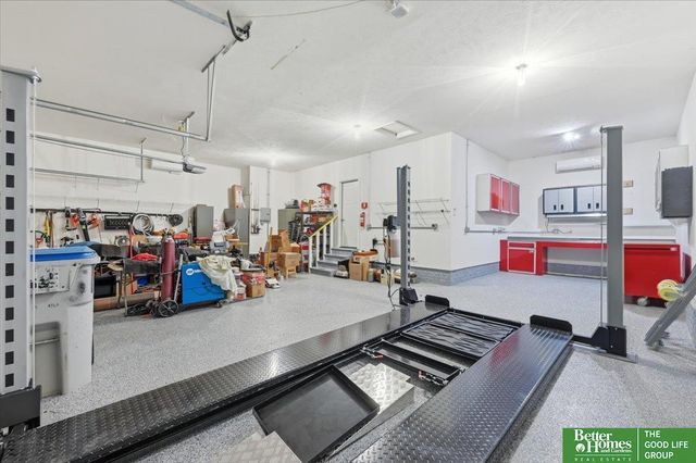 7375 N 169 Street, Bennington, NE 68007