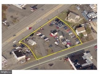 7002-7004 BRISTOL PIKE, Levittown, PA 19057
