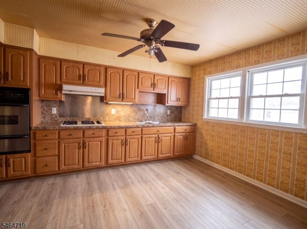 1 Arthur St, Roselle Boro, NJ 07203 — photo 3