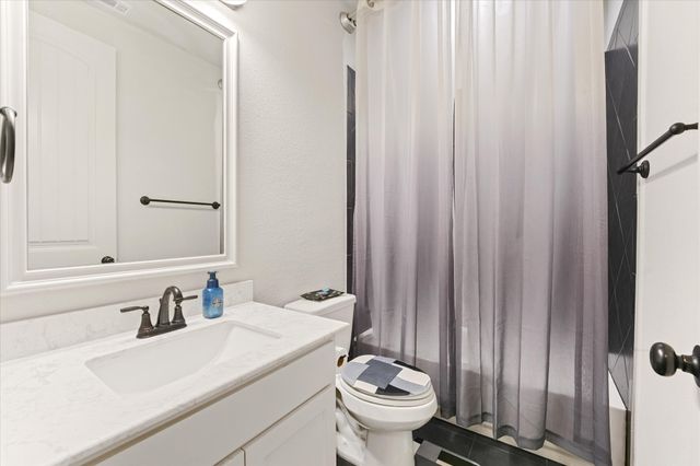 3020 Capital Hill Drive, Burleson, TX 76028