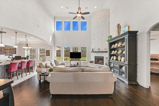 3020 Capital Hill Drive, Burleson, TX 76028