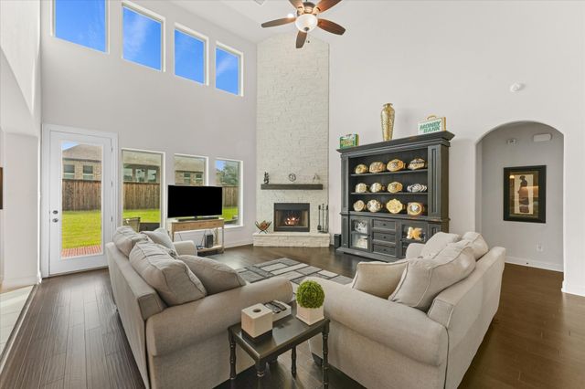 3020 Capital Hill Drive, Burleson, TX 76028