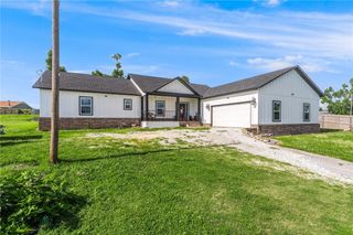 1209 W Olive Street, Rogers, AR 72756