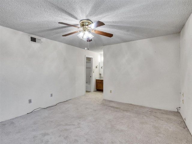 1320 Town Circle 1, Baytown, TX 77520