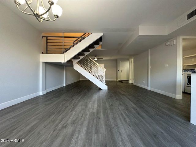 5815 W EVANS Drive, Glendale, AZ 85306