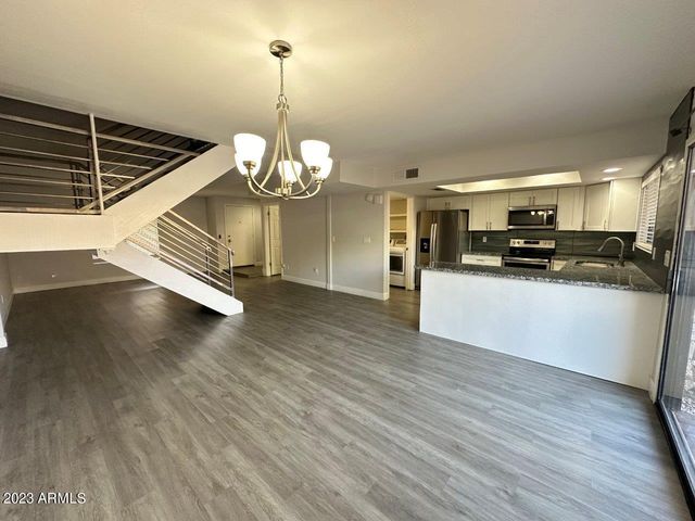 5815 W EVANS Drive, Glendale, AZ 85306