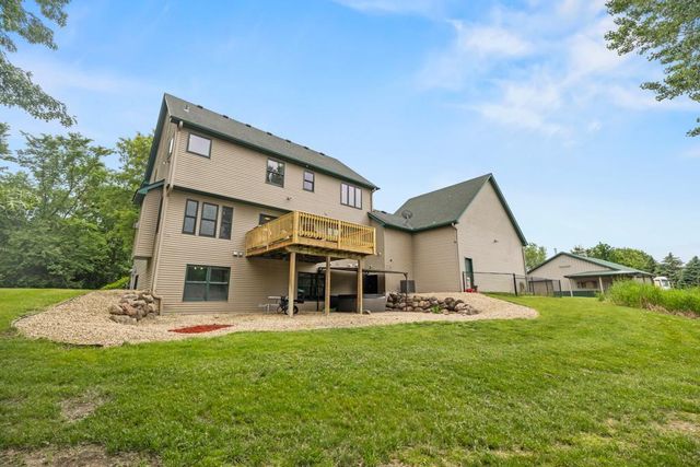 8699 190th Avenue NW, Nowthen, MN 55303