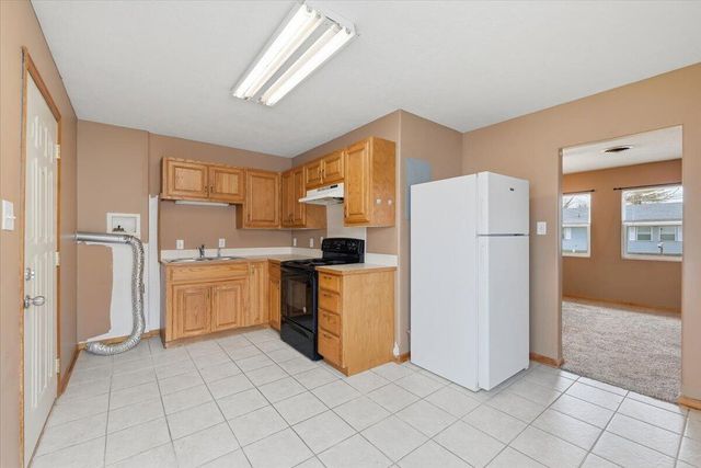 2705 AVENUE H, Council Bluffs, IA 51501