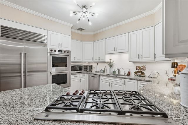 3 Cameron Lane, Savannah, GA 31411