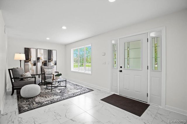 49712 Geddes Road, Canton, MI 48188