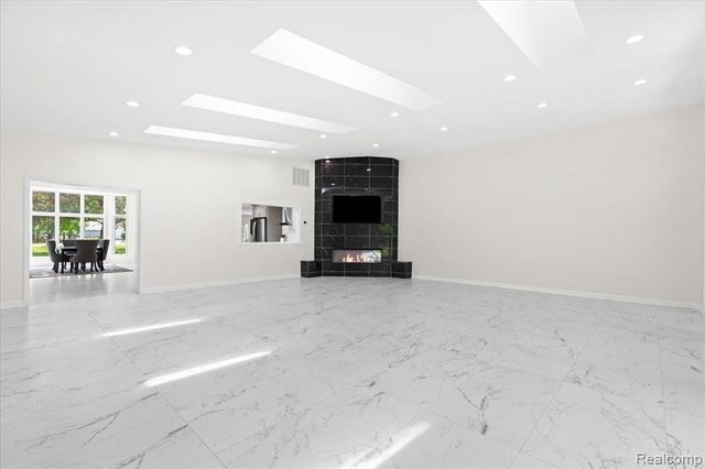 49712 Geddes Road, Canton, MI 48188