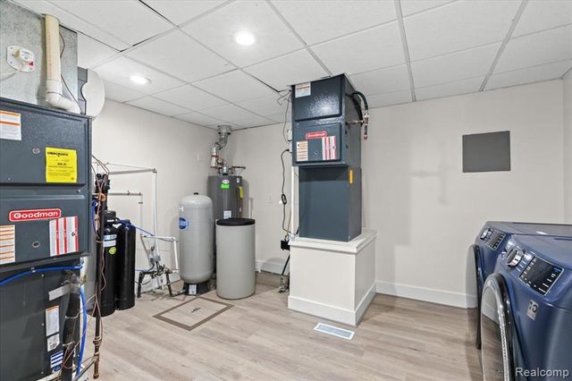 49712 Geddes Road, Canton, MI 48188