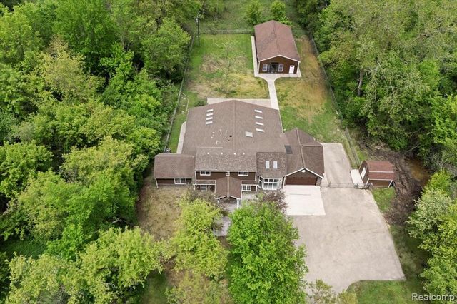 49712 Geddes Road, Canton, MI 48188