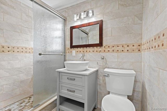 49712 Geddes Road, Canton, MI 48188