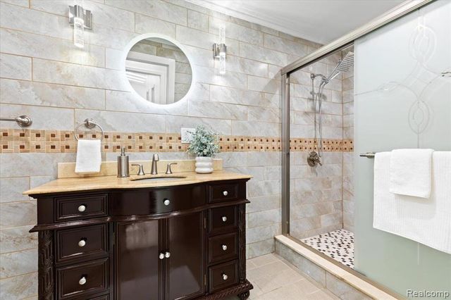 49712 Geddes Road, Canton, MI 48188