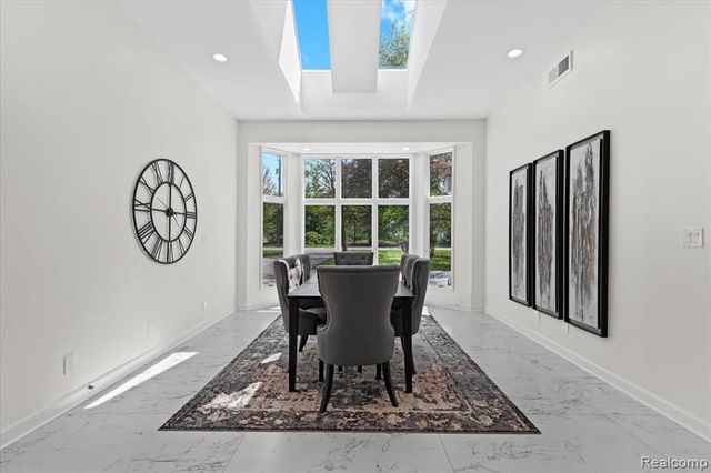 49712 Geddes Road, Canton, MI 48188