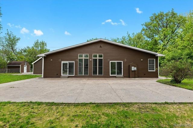 49712 Geddes Road, Canton, MI 48188