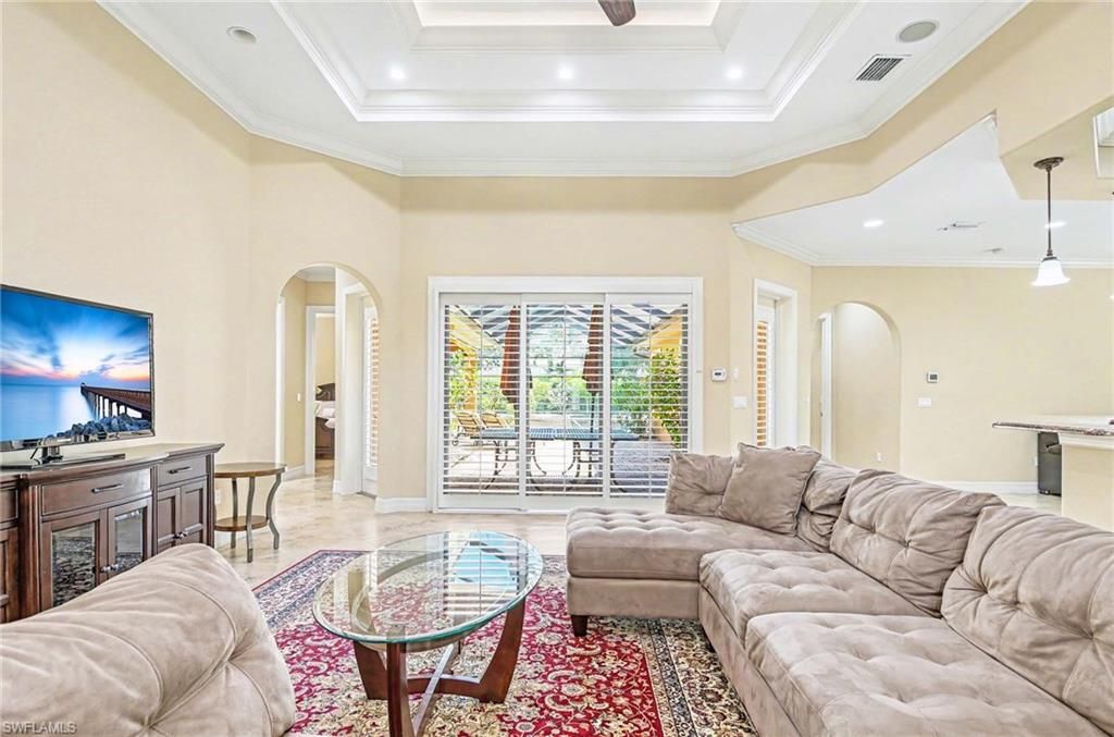 672 Fairway TER, NAPLES, FL 34103 — photo 2