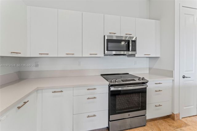 17564 SW 41st St, Miramar, FL 33029