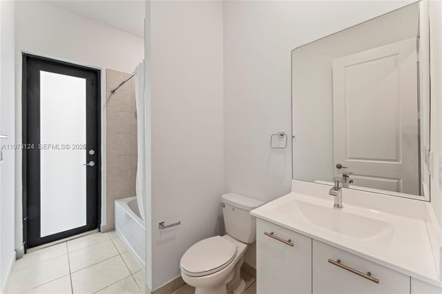 17564 SW 41st St, Miramar, FL 33029