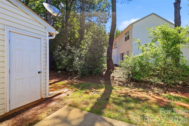 6720 Cypress Tree Lane, Charlotte, NC 28215