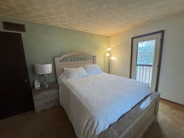 153 DEER PARK Drive, Geneseo, IL 61254