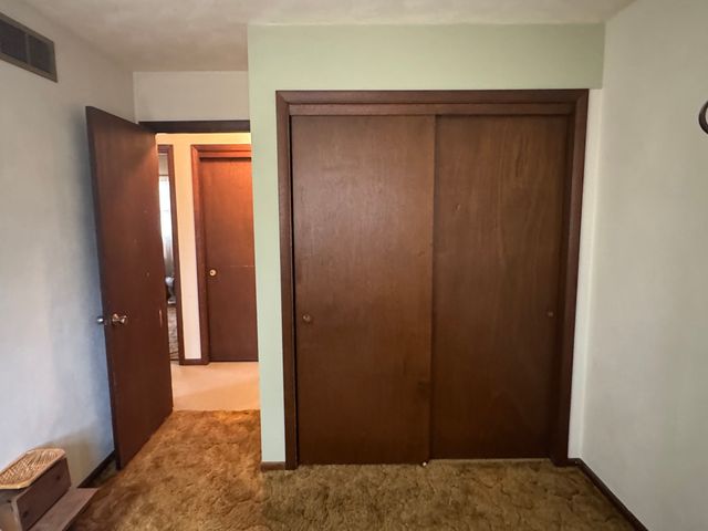 153 DEER PARK Drive, Geneseo, IL 61254