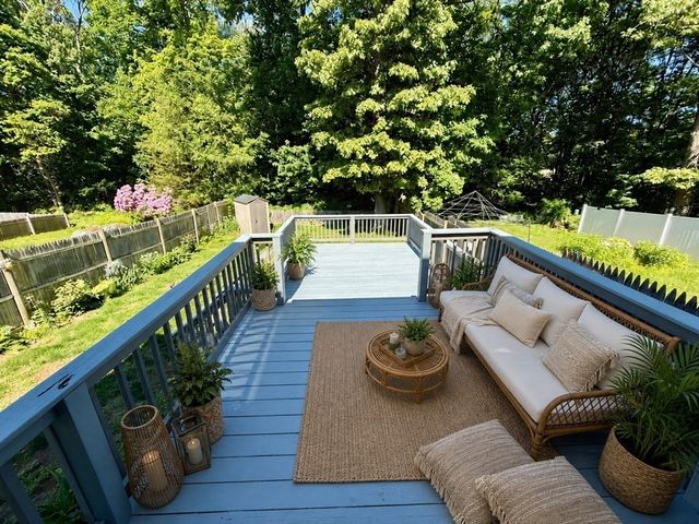 48 Vincent Cir, Worcester, MA 01604